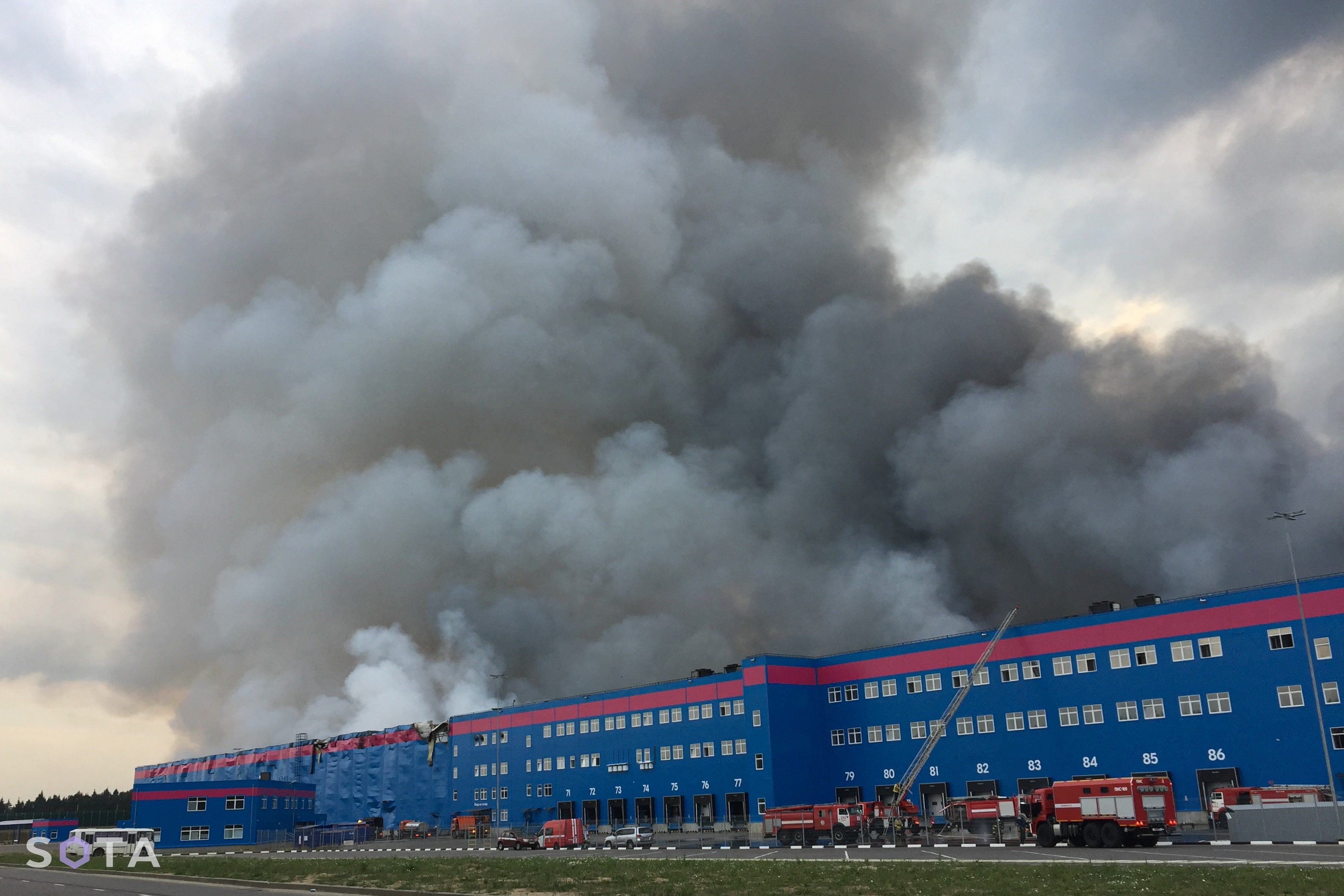 Пожар логистического центра Ozon в Подмосковье.
