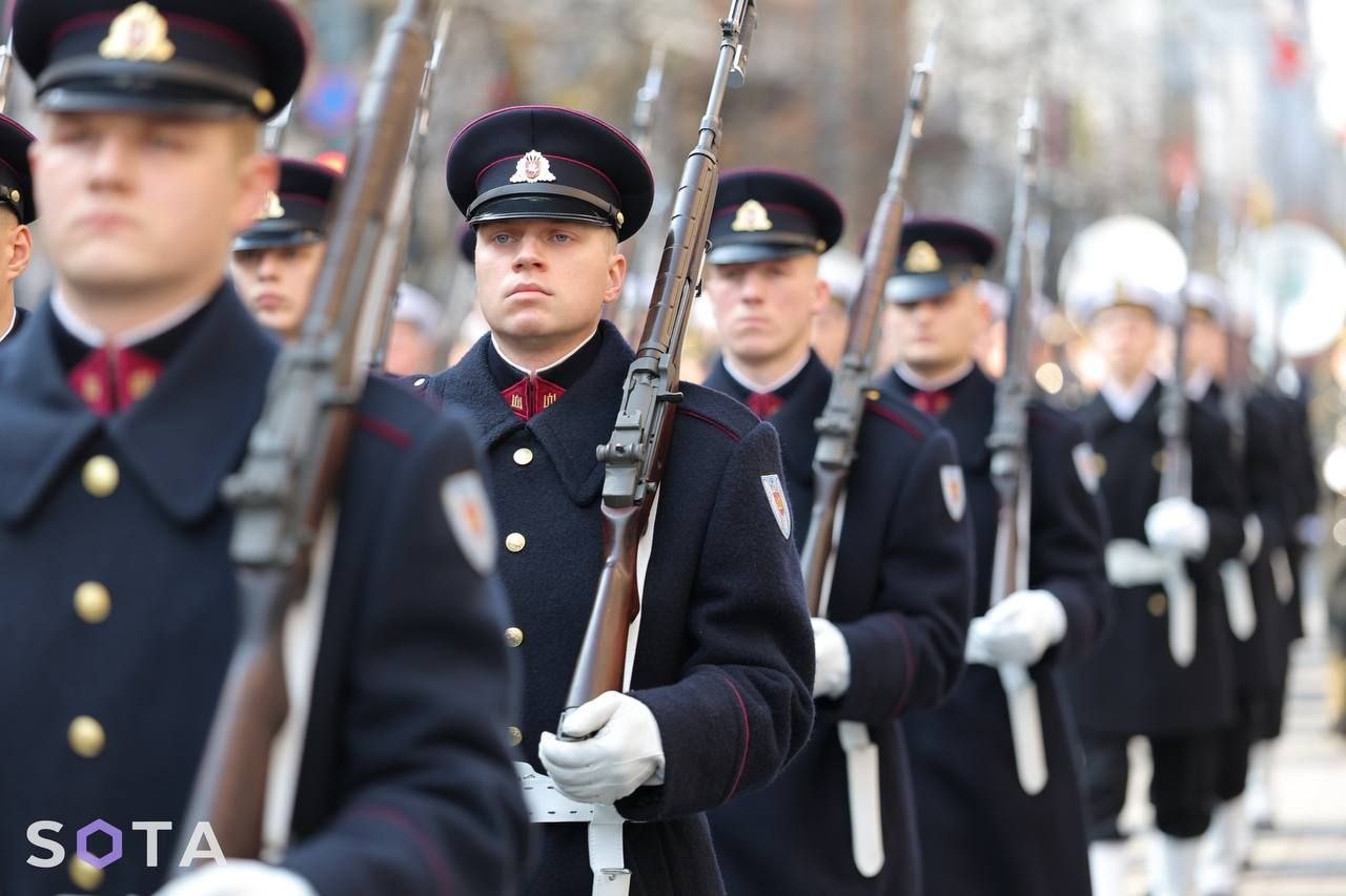 Обложка статьи Литва оставит военных на границе с Калининградской областью до середины ноября — для защиты от возможной волны бегущих из России