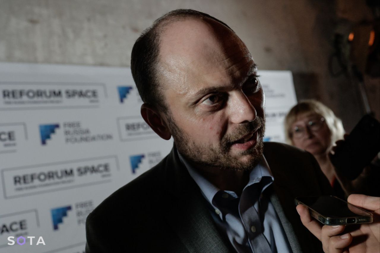 Обложка статьи Владимир Кара-Мурза вышел из «Антивоенного комитета» из-за конфликта с Каспаровым