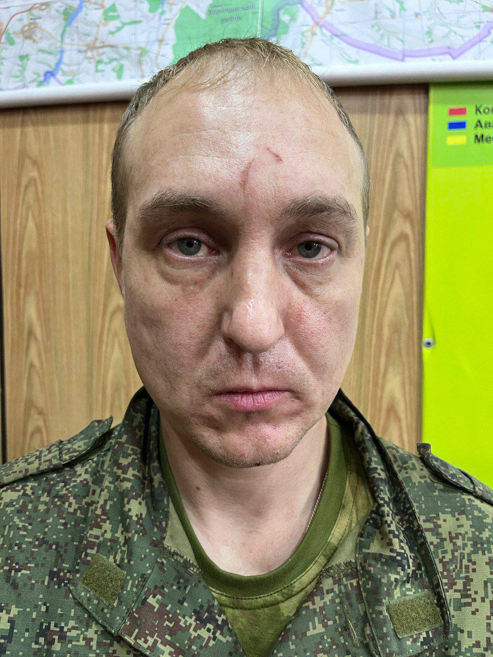 Обложка статьи В Белгородской области задержали военного, который убил местного жителя, изнасиловал его жену, сбежал из-под конвоя и затем мог совершить еще одно убийство