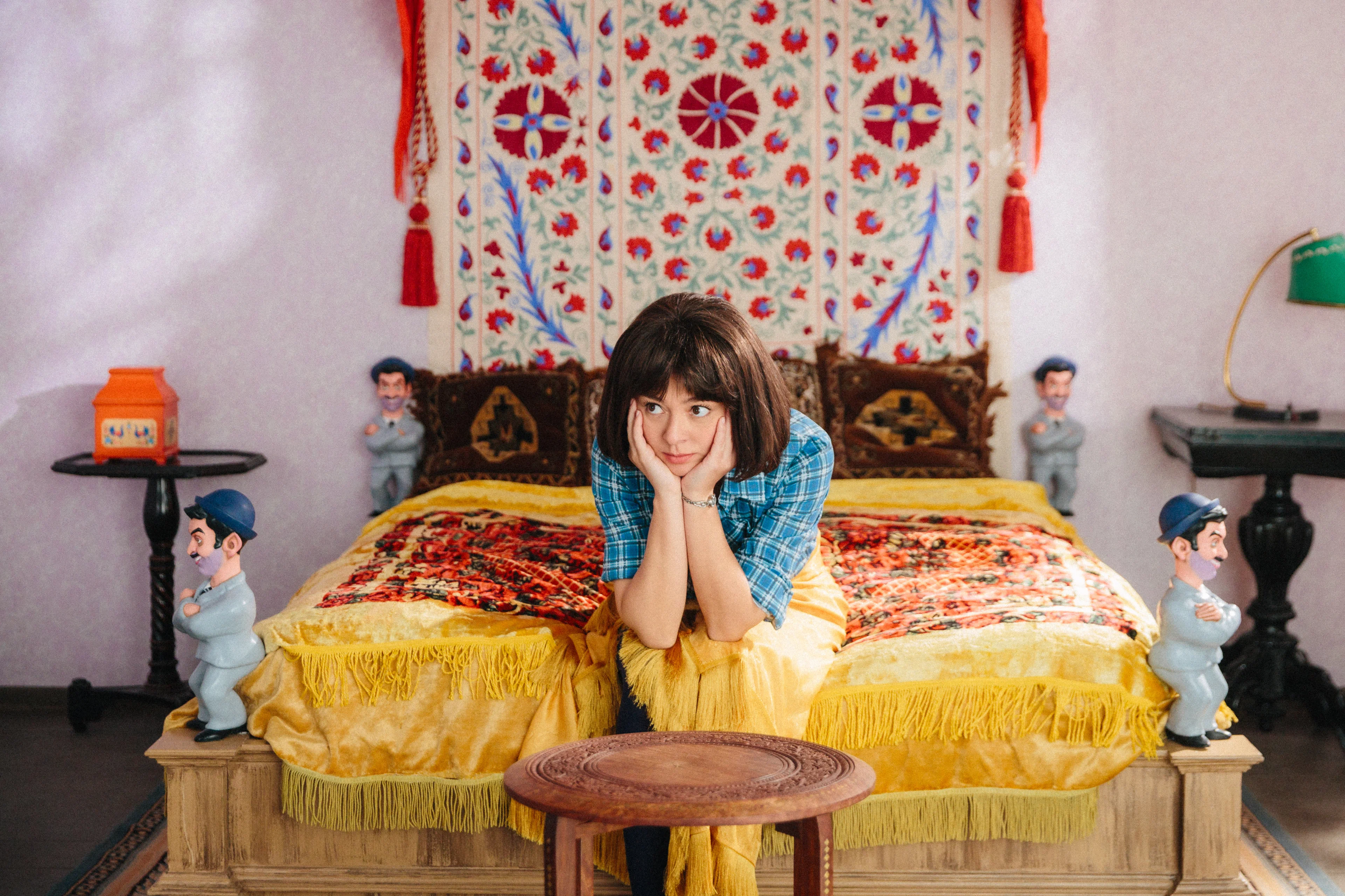 Обложка статьи «Невероятные приключения Шурика»: новый кринж от ТНТ, который хочется стереть из памяти