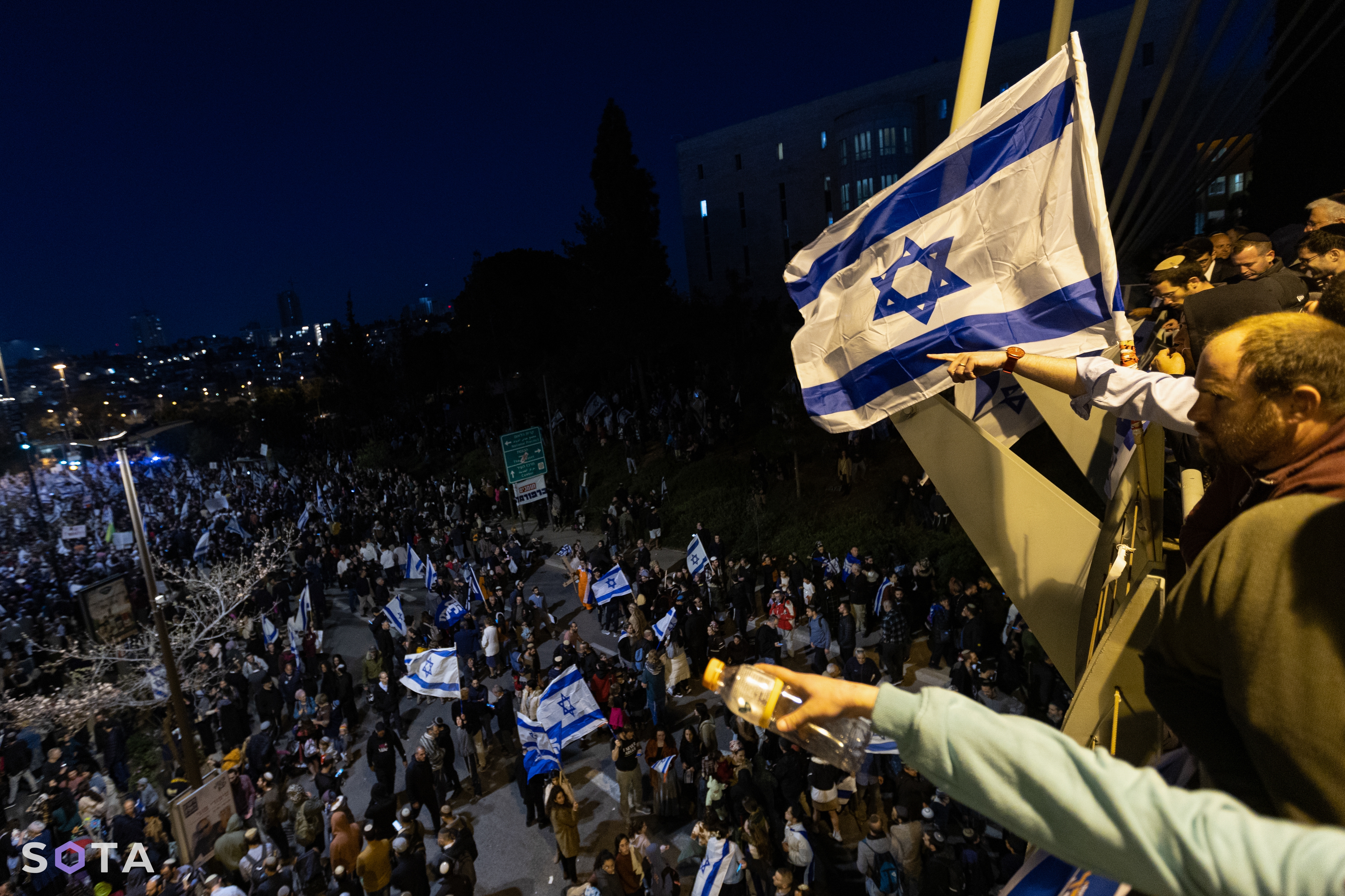 Митинг из-за отмены «принципа разумности» (фактической отмены баланса власти) в Израиле