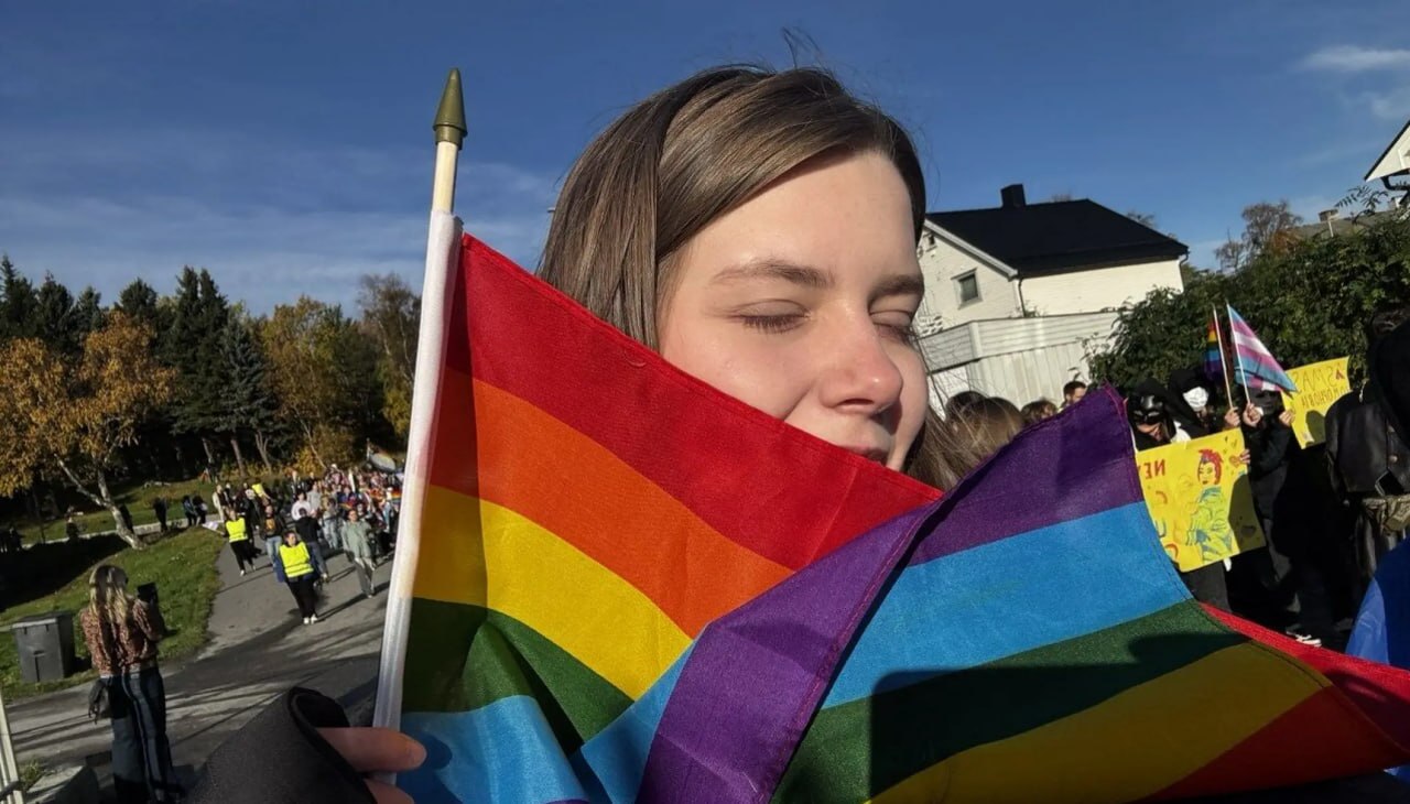 Обложка статьи Журналистку The Barents Observer и экс-политзаключенную Олесю Кривцову оштрафовали на 200 тысяч рублей по делу о «пропаганде ЛГБТ»