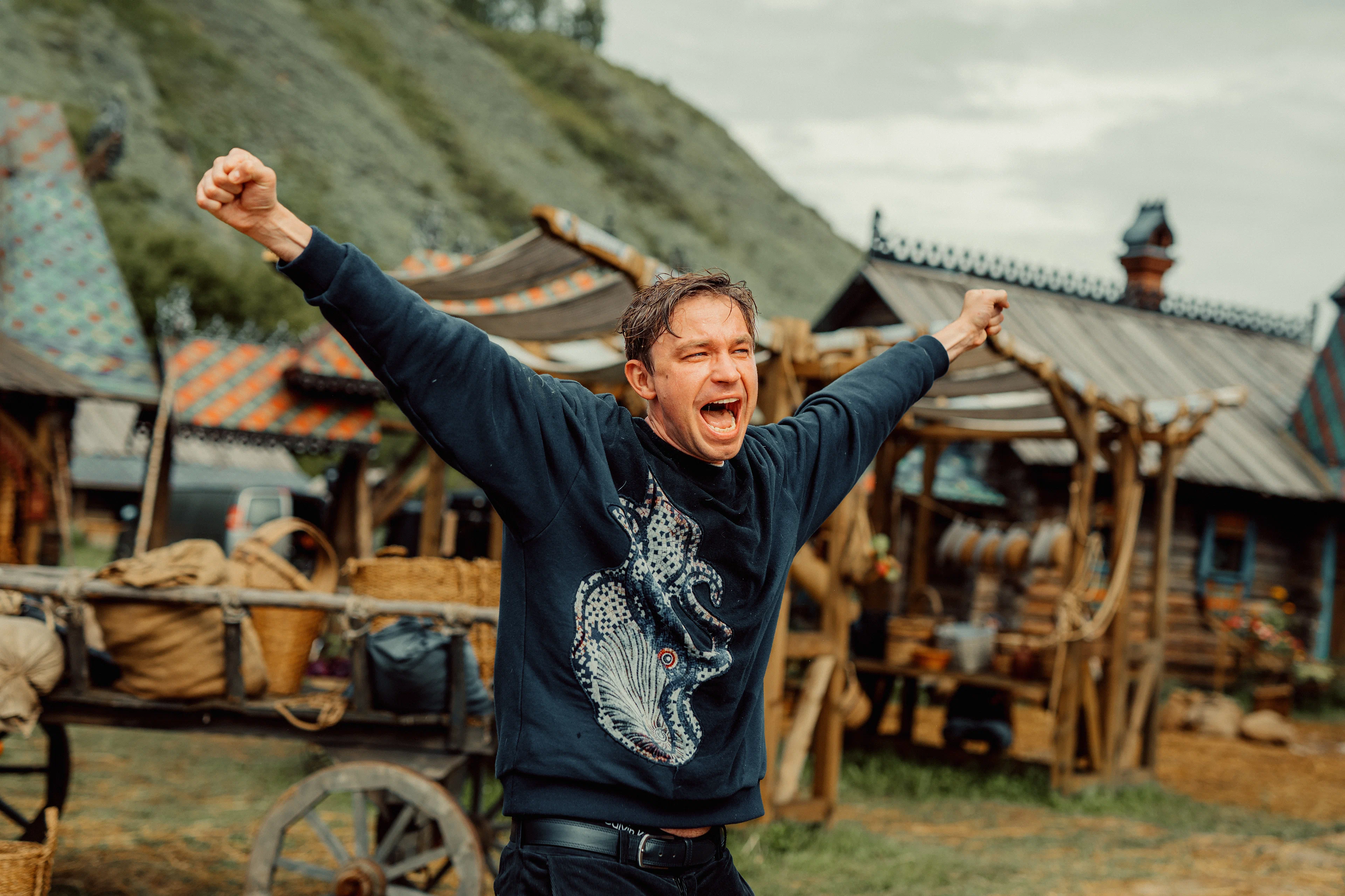 Обложка статьи «Горыныч»: демилитаризация Страны чудес российским кинематографом