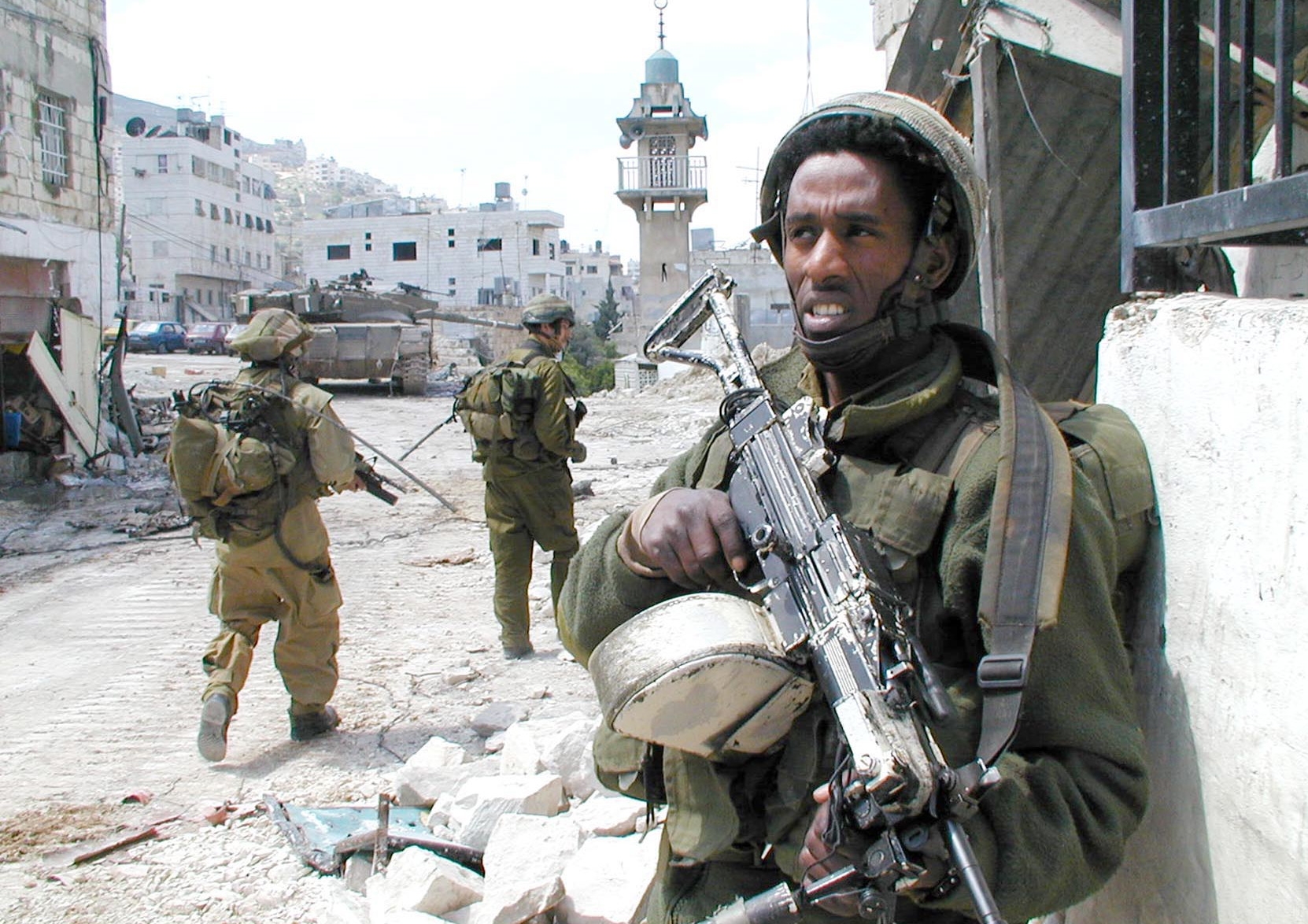 Солдаты ЦАХАЛа в Наблусе во время операции «Защитный щит».
Israel Defense Forces / Wikimedia