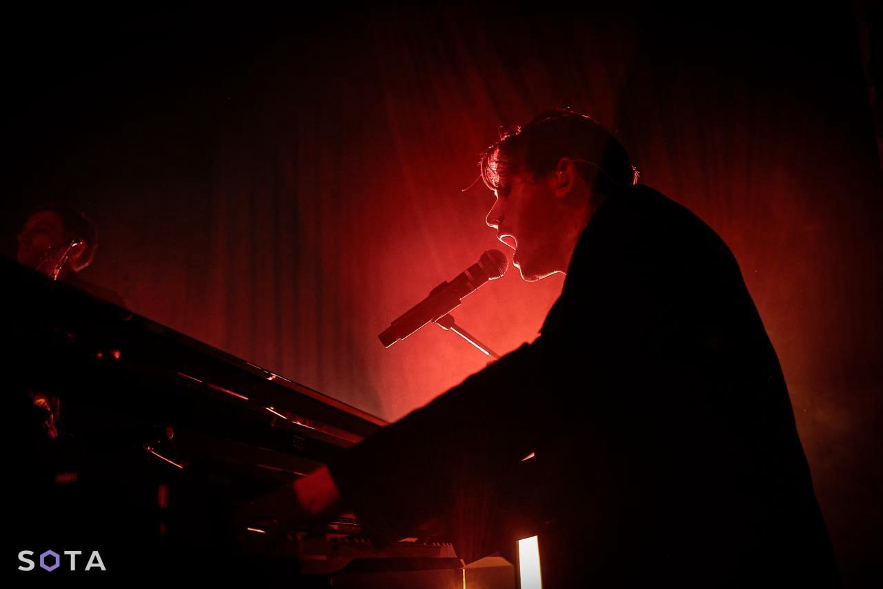 Комягин во время выступления в Берлине. Фото: Василий Крестьянинов / SOTA