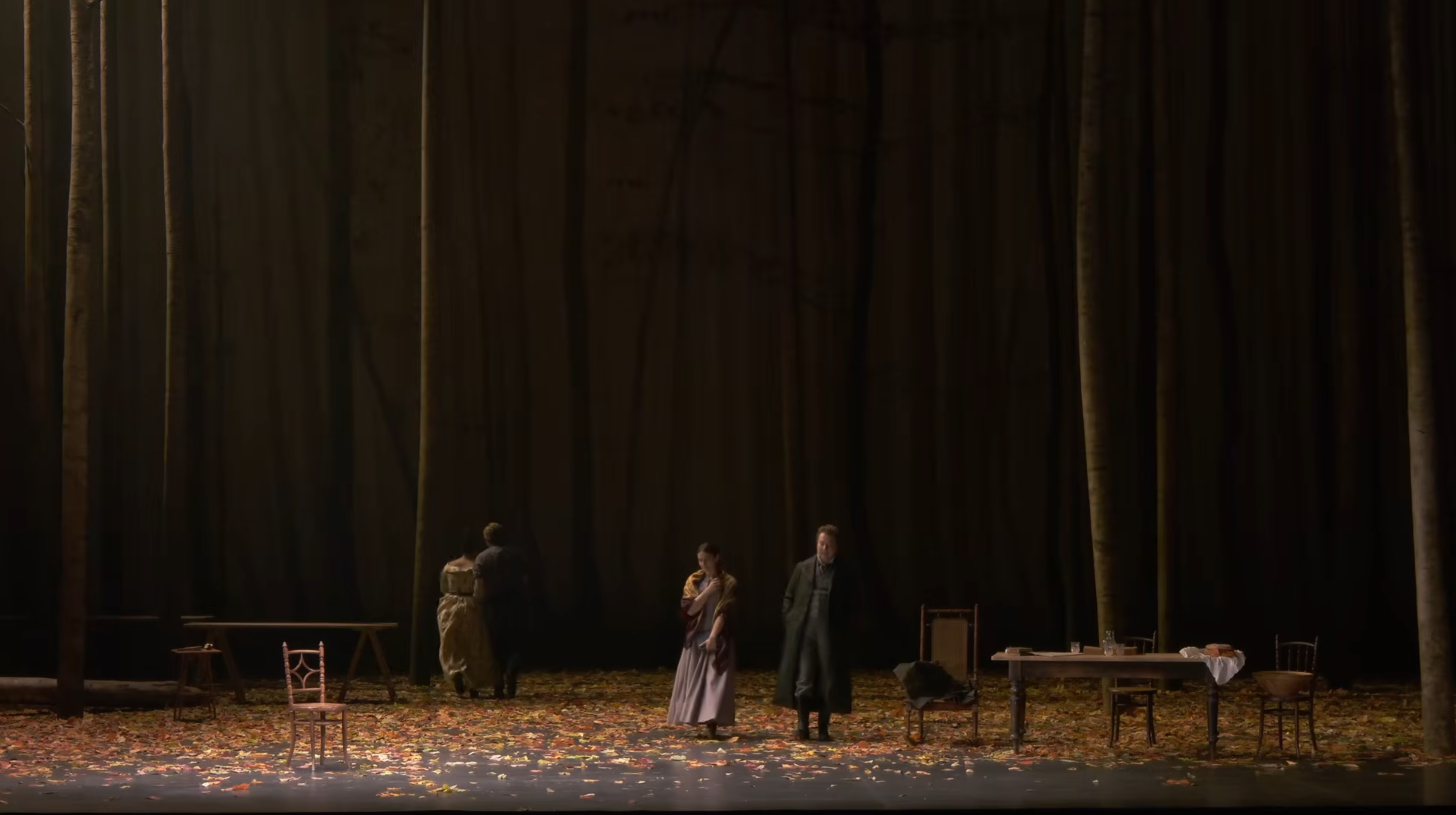 Скриншот фрагмента оперы&nbsp;«Евгений Онегин»
Opéra national de Paris&nbsp;/ YouTube&nbsp; &nbsp;&nbsp;