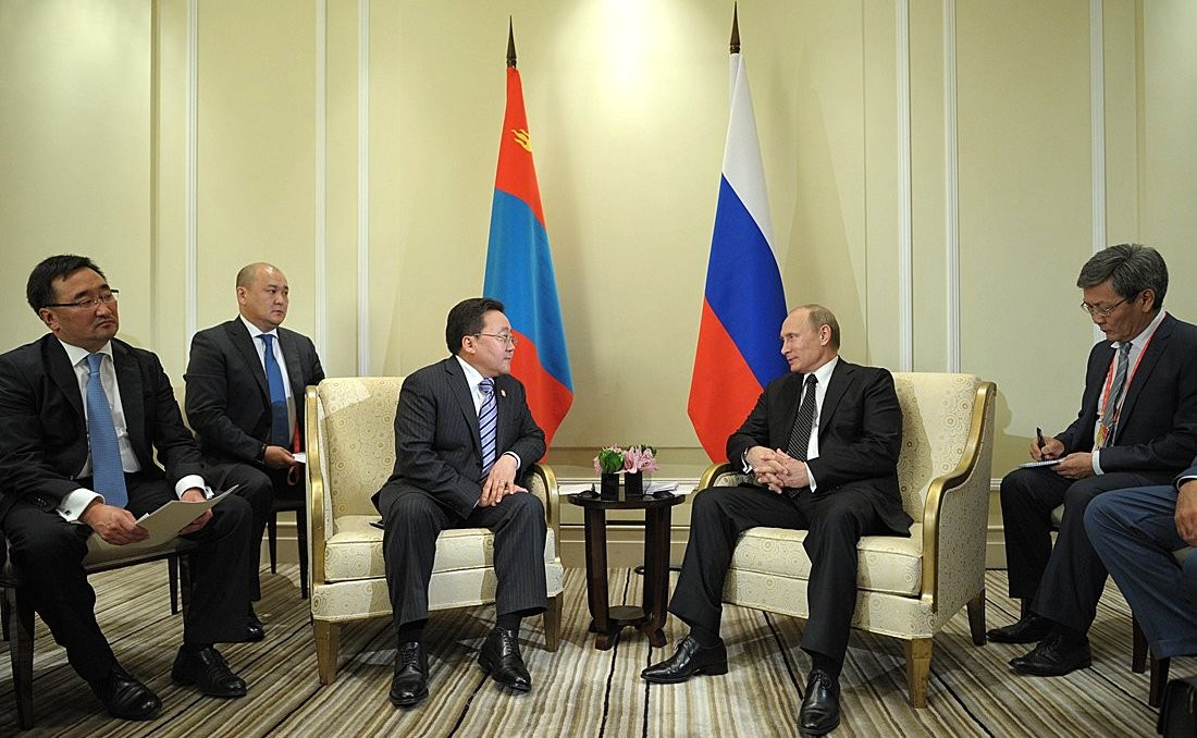 Цахиагийн Элбэгдорж и Владимир Путин
kremlin.ru
