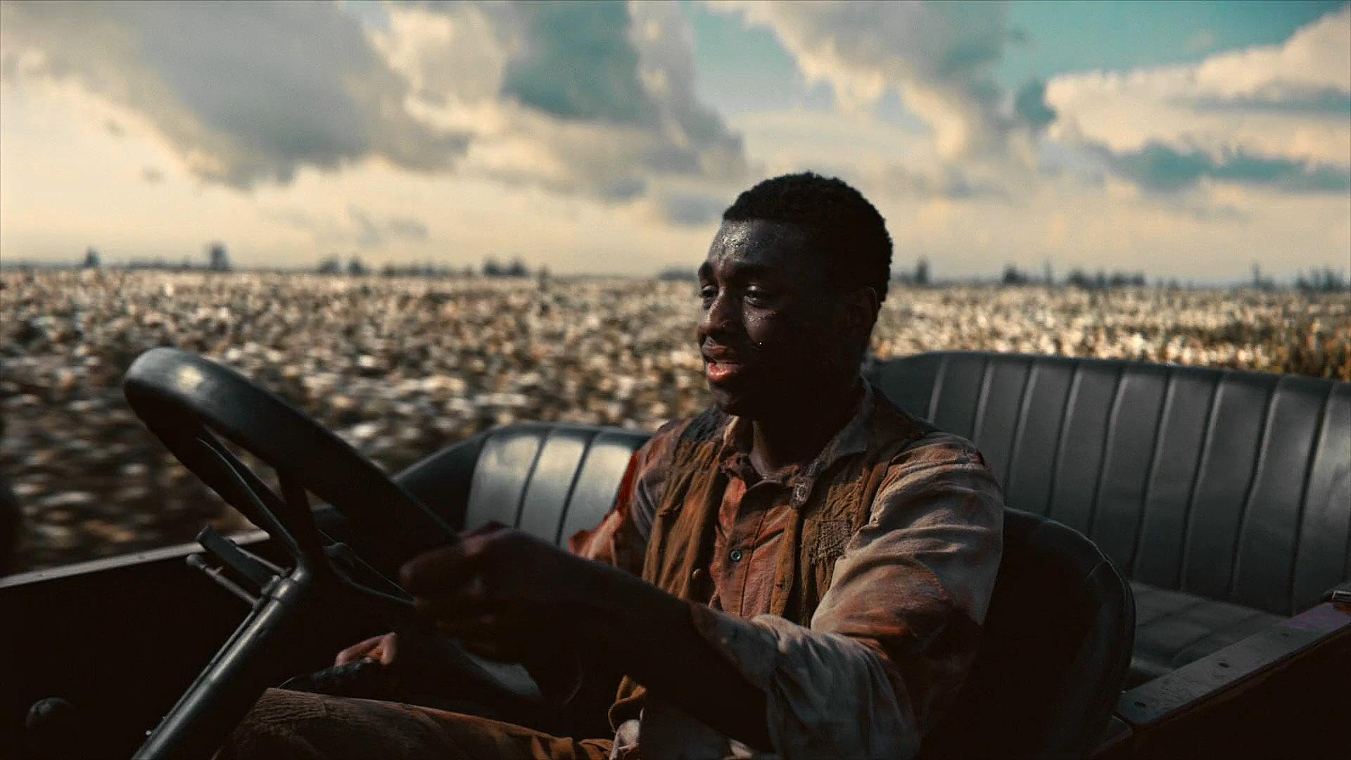 Обложка статьи «Грешники»: рассказываем, почему этот фильм с 16 номинациями на «Оскар» поймут только в Америке