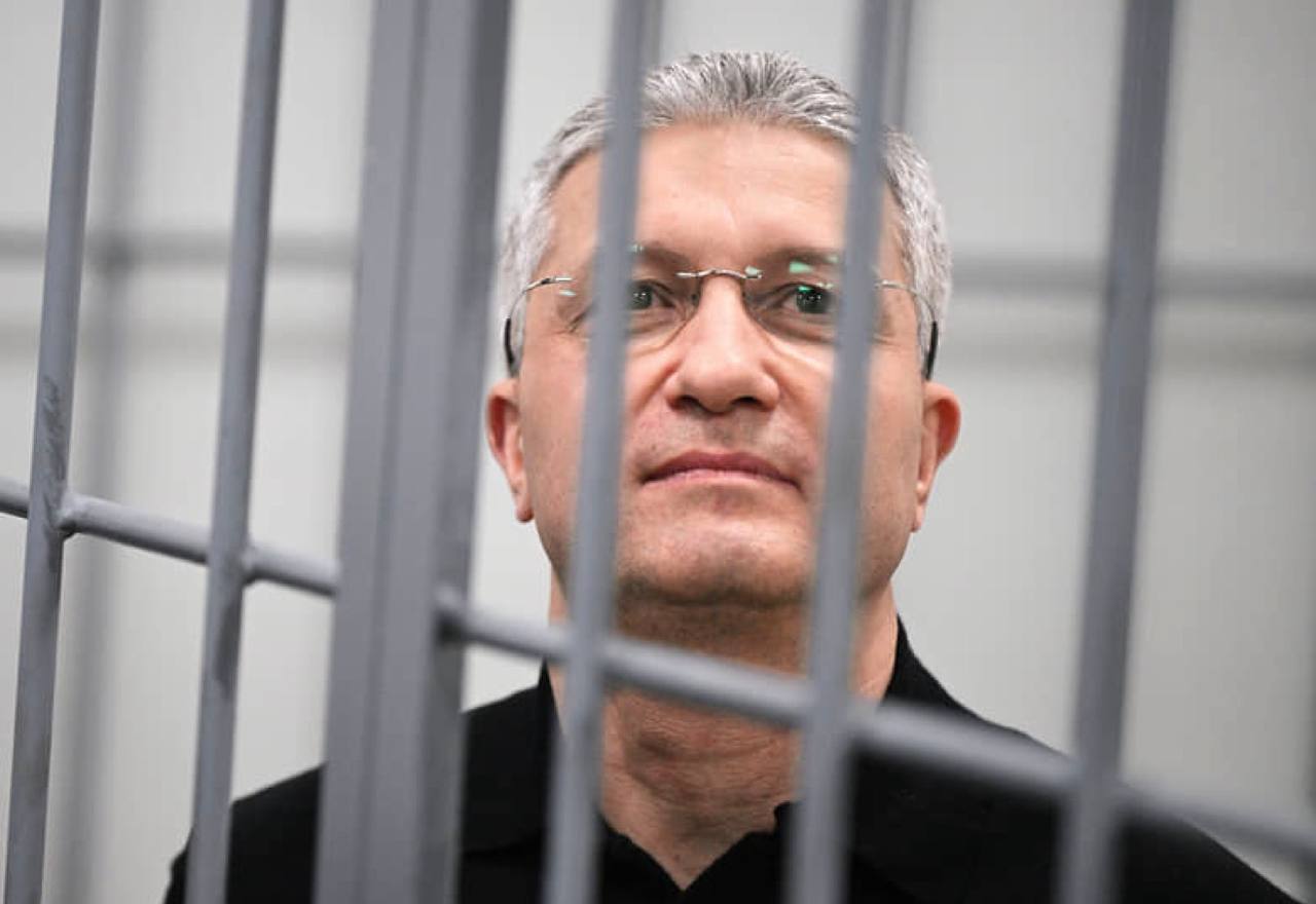 Обложка статьи Экс-замминистра обороны Тимуру Иванову вновь отказали в отправке на войну