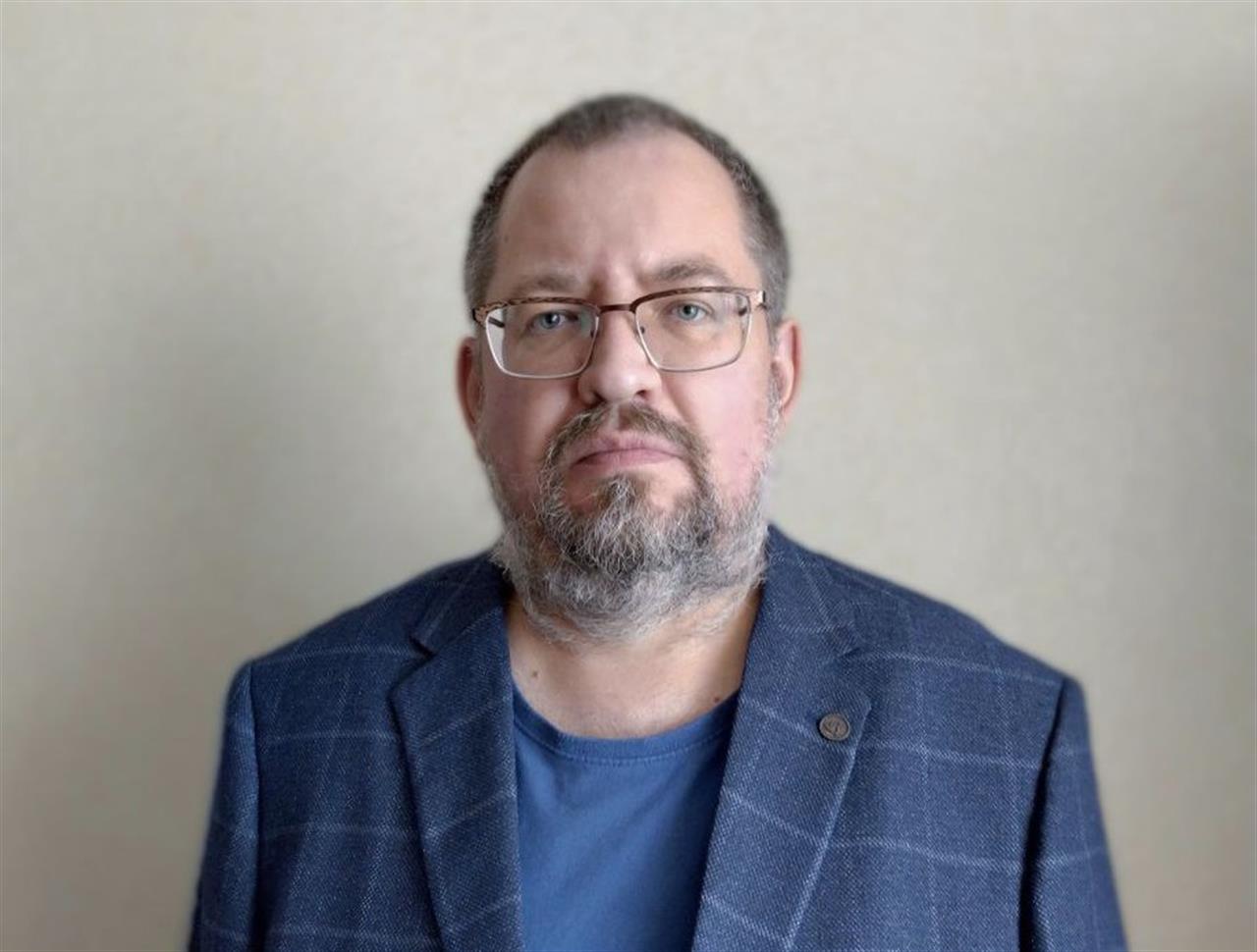 Обложка статьи Серый кардинал на «Рассвете»: штрихи к биографии политтехнолога Комелева