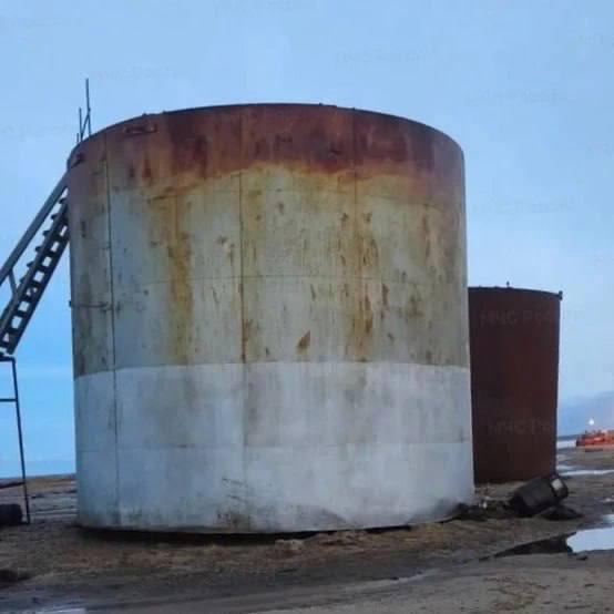 Обложка статьи Около 200 тонн дизельного топлива вылилось в Хатангский залив на Таймыре