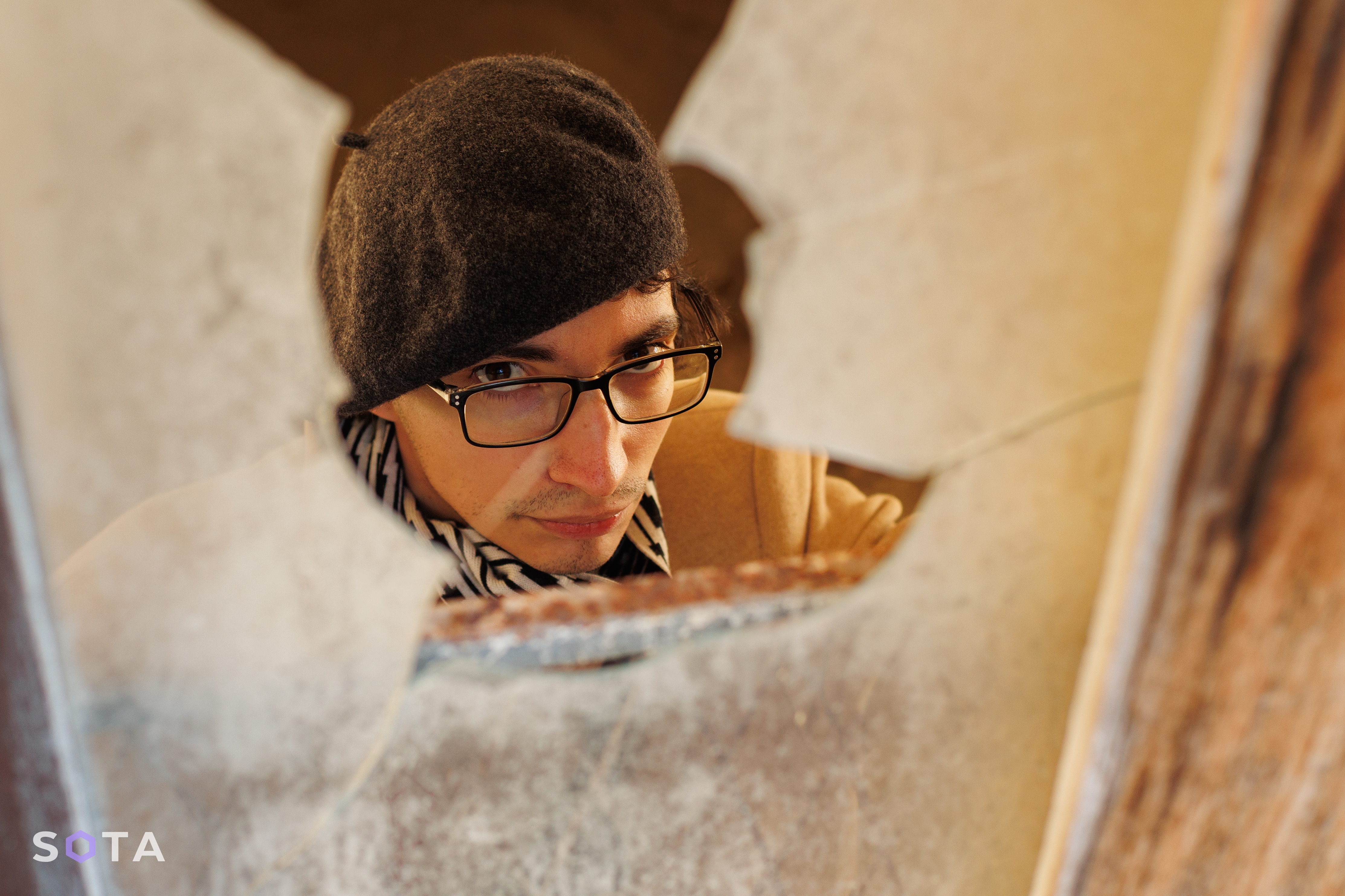 Обложка статьи Туча репрессий над Москвой. Крисевич улетел, но обещал вернуться