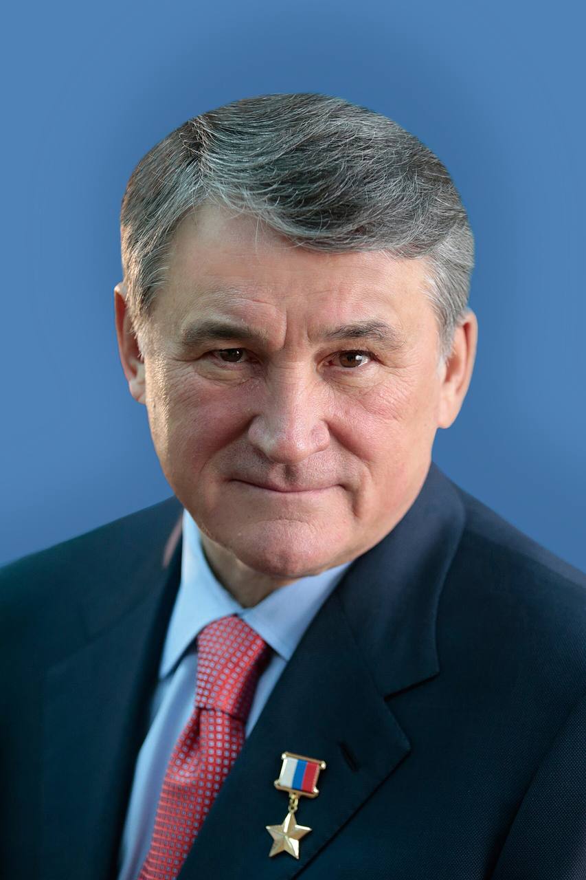 Обложка статьи Членом Совфеда от Смоленской области могут назначить отца губернатора Подмосковья Юрия Воробьева