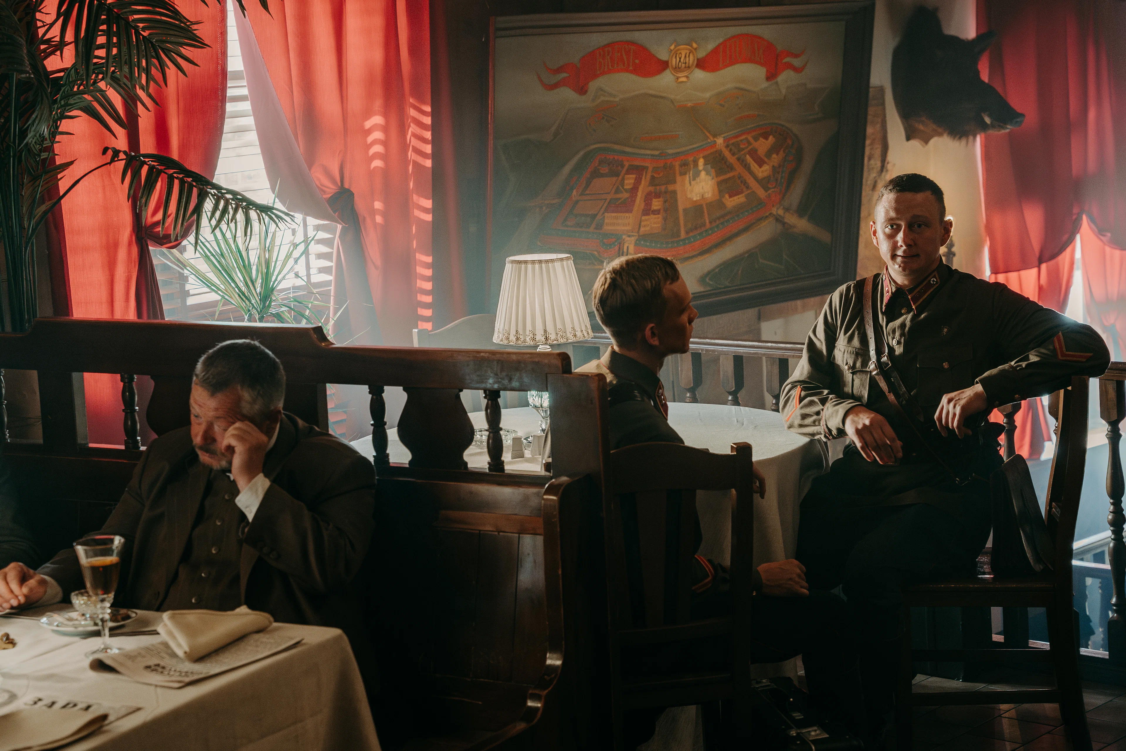 Фото со съёмок фильма «В <i>списках </i>не значился» / kinopoisk.ru