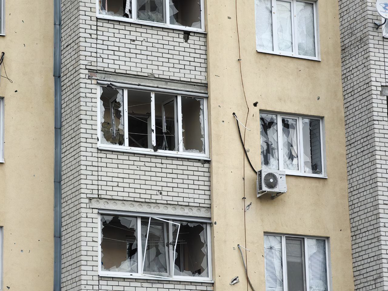 Обложка статьи Украинский беспилотник врезался в многоэтажку в Саратове