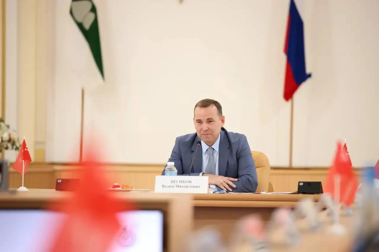 Обложка статьи Курганский губернатор назвал интернет главной угрозой рождаемости